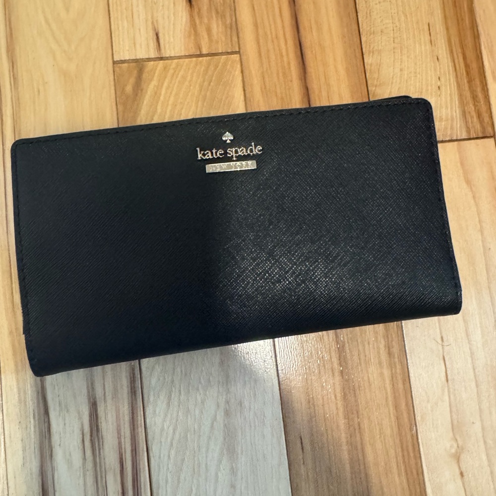 Kate Spade Classic Black Wallet